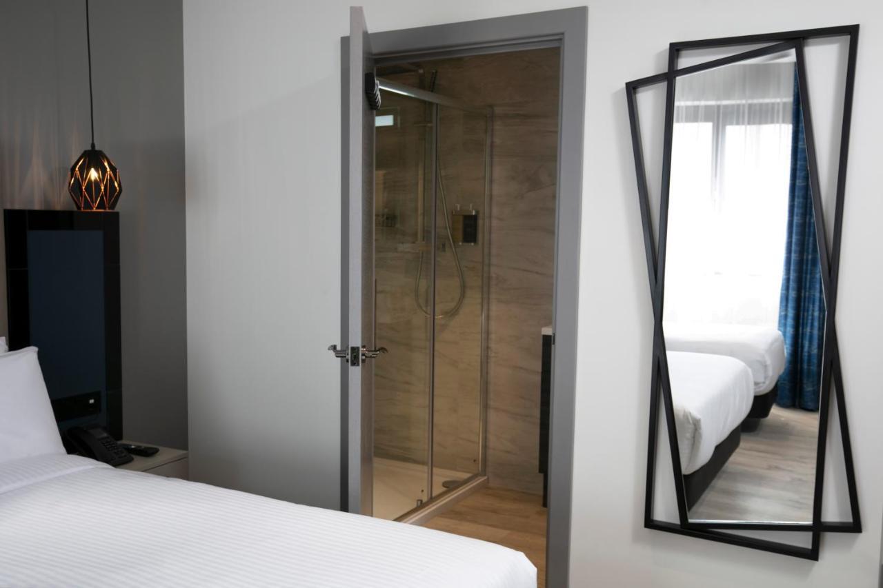 Spark By Hilton Luton Luton  Bagian luar foto