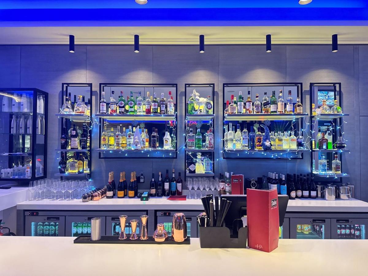 Spark By Hilton Luton Luton  Bagian luar foto