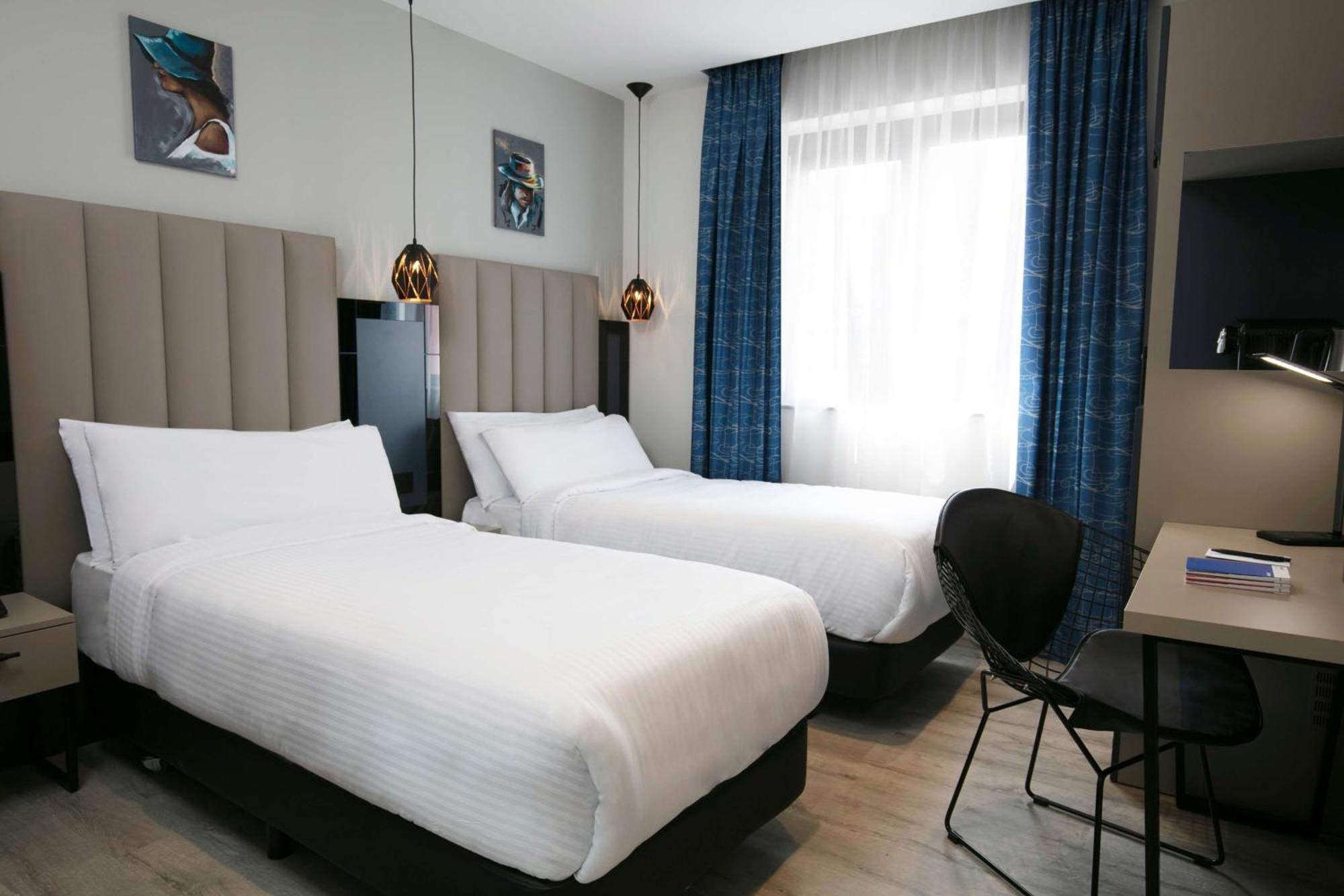 Spark By Hilton Luton Luton  Bagian luar foto